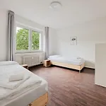 Lejlighed Tolstov - 1 Or 3 - 30 Min Messe Dus *