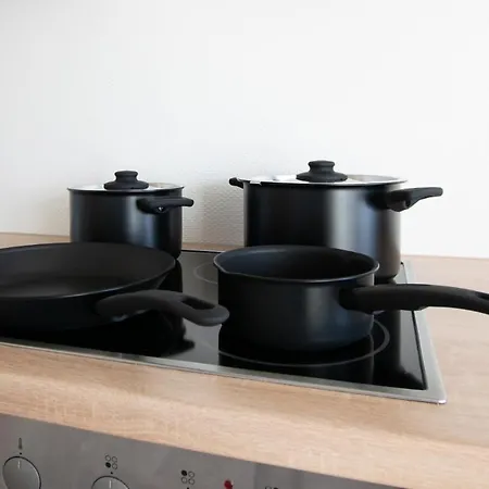 Tolstov - 1 Or 3 - 30 Min Messe Dus Διαμέρισμα Ντούισμπουργκ