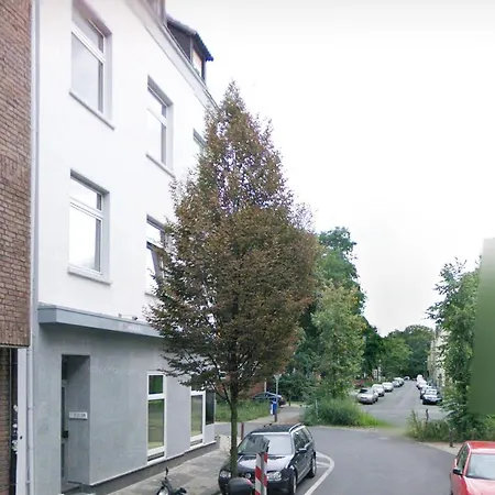 Appartement Tolstov Apartments - 1 or 3 Room Apartments - 30 Min Messe DUS