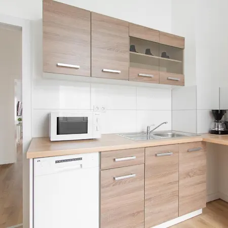 Tolstov Apartments - 1 or 3 Room Apartments - 30 Min Messe DUS Appartement *