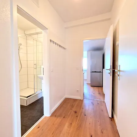 Tolstov Apartments - 1 or 3 Room Apartments - 30 Min Messe DUS