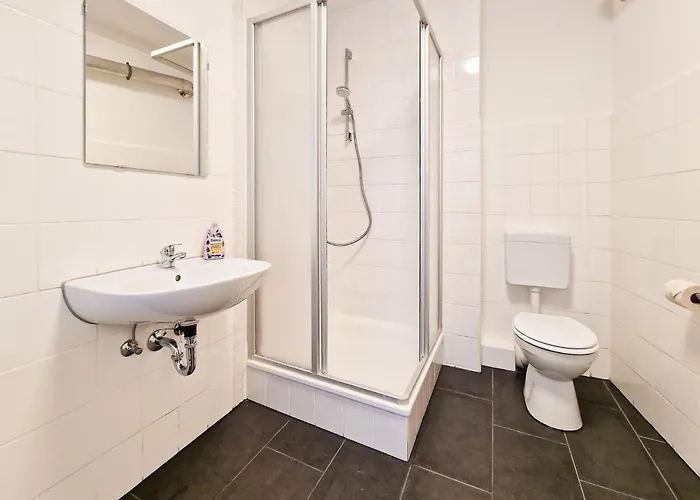 Tolstov - 1 Or 3 - 30 Min Messe Dus Lejlighed