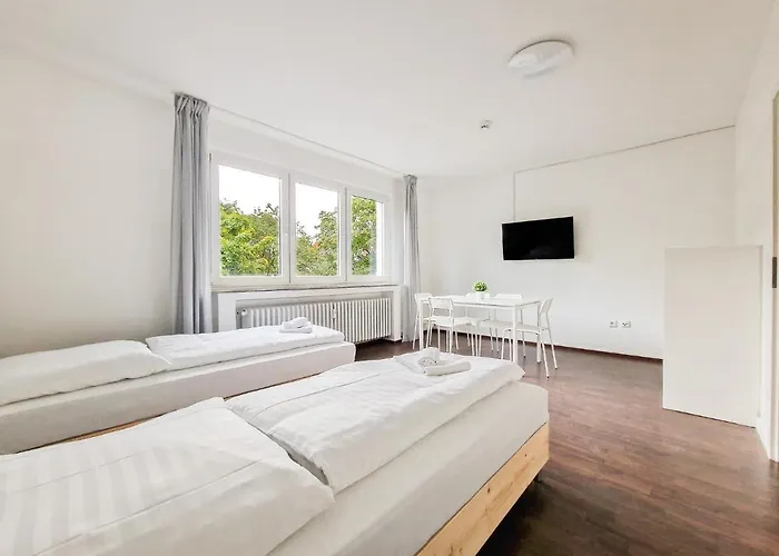 Tolstov - 1 Or 3 - 30 Min Messe Dus Lejlighed