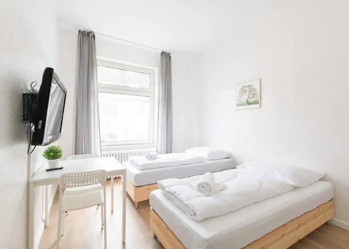 Tolstov - 1 Or 3 - 30 Min Messe Dus * Duisburg