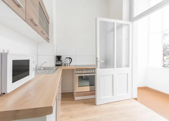 Lejlighed Tolstov - 1 Or 3 - 30 Min Messe Dus Duisburg