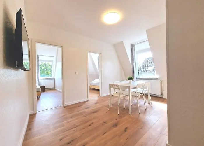 Tolstov - 1 Or 3 - 30 Min Messe Dus Lejlighed Duisburg